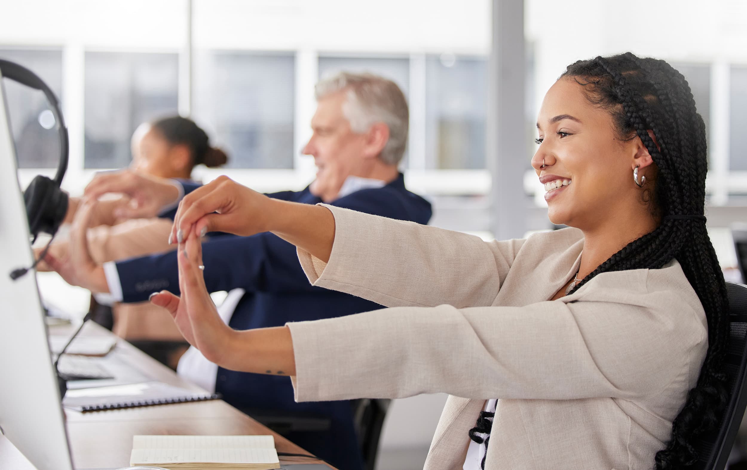 Employee practicing a guided meditation break at work - 50 wellness ideas for work - Chakra Hours